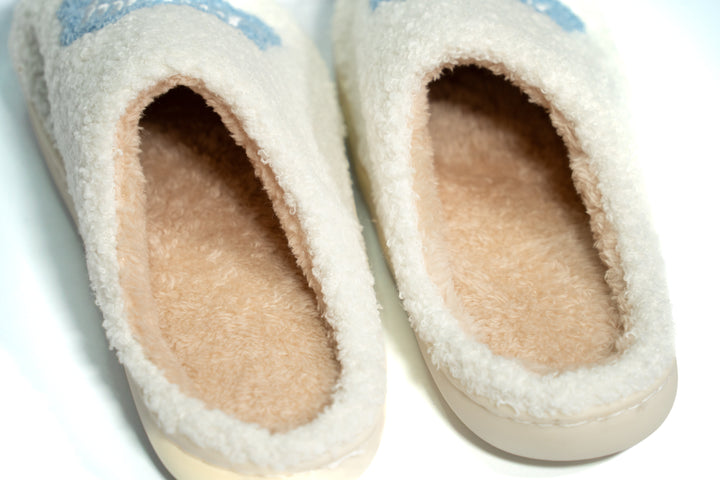 Jaunty New York Slippers